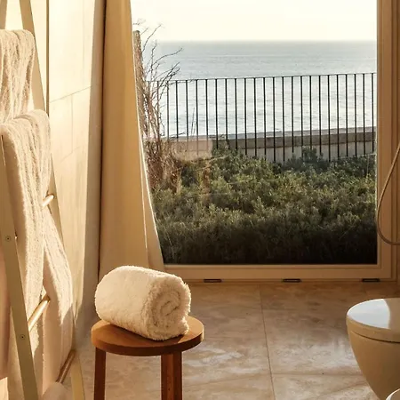 Oceanfront Luxury In With Pool Villa Estoril