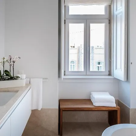 Villa Oceanfront Luxury In With Pool *