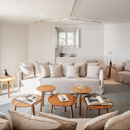 Oceanfront Luxury In With Pool *