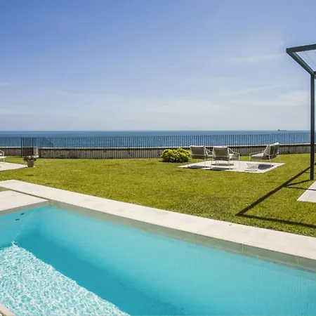 Oceanfront Luxury In With Pool Вилла