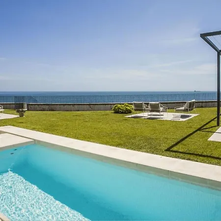 Oceanfront Luxury In With Pool *