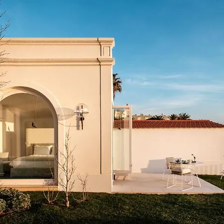 Oceanfront Luxury In With Pool Вилла Эшторил